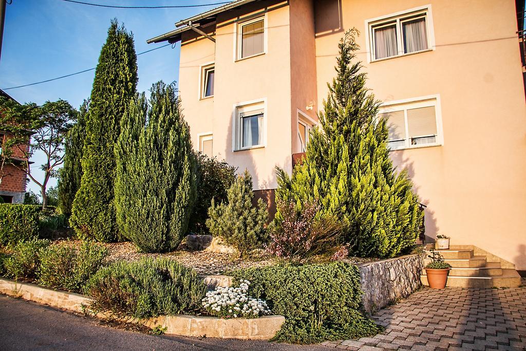 Apartments Nika Slunj Bagian luar foto