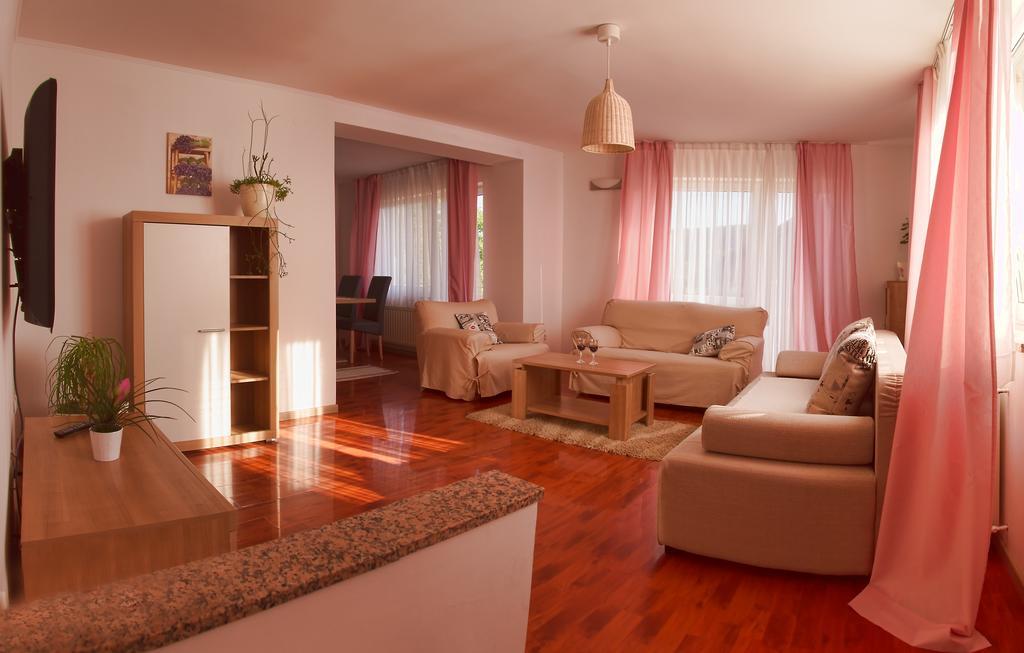 Apartments Nika Slunj Ruang foto